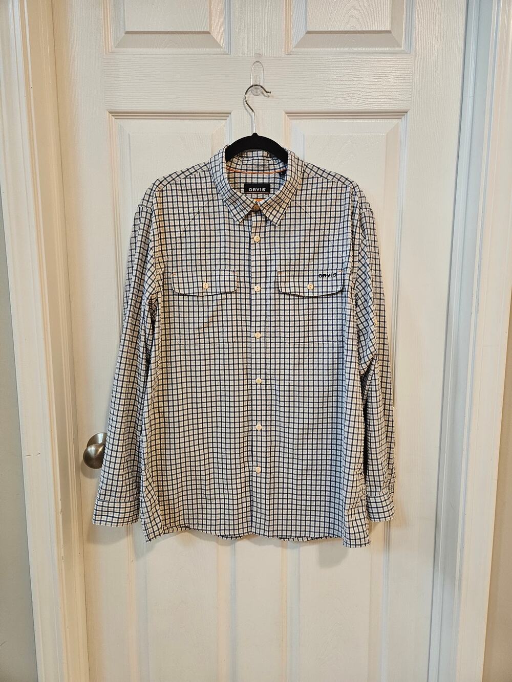 Orvis Active Fit Men’s Large Plaid Seersucker Roll Tab Long Sleeve Shirt